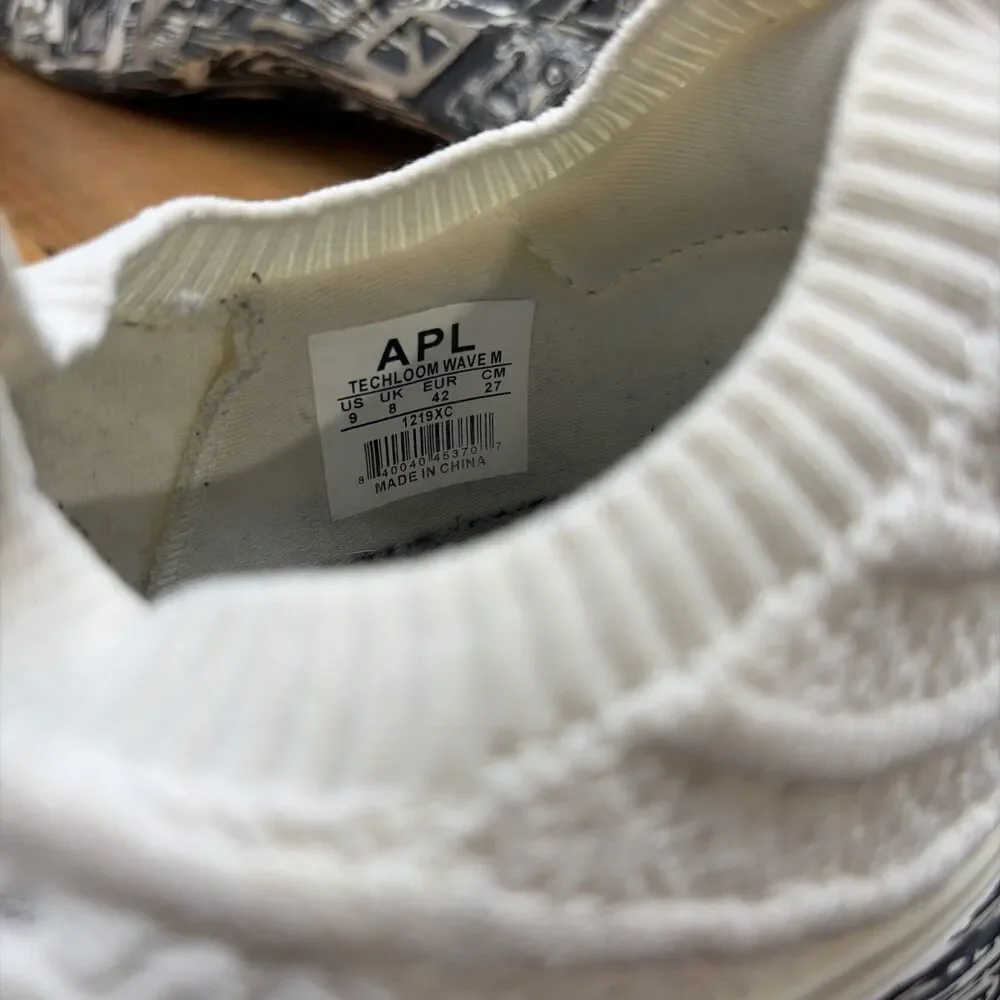 APL TechLoom Wave Mens Size 9 Running Shoes White Knit Athletic Sneakers